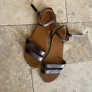 COACH women's sandals strappy flat size 10B silver metallic color leather casual